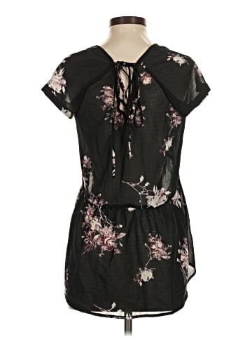 Xhilaration Short Sleeve Blouse (view 2)