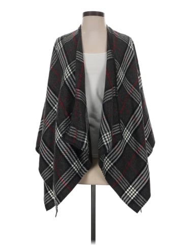 V.Fraas Poncho (view 1)