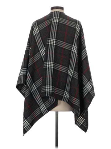 V.Fraas Poncho (view 2)