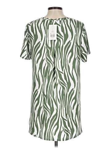 Crown & Ivy Short Sleeve T-Shirt (view 2)