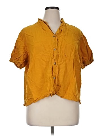 Uniqlo Short Sleeve Blouse (view 1)