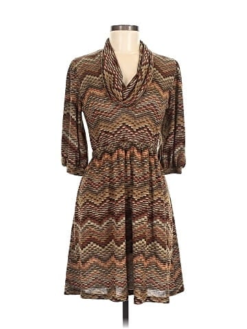 Veronica M. Casual Dress (view 1)
