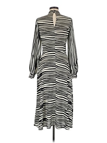 Banana Republic Casual Dress (view 2)