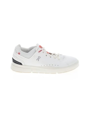 On Cloud Sneakers (view 1)