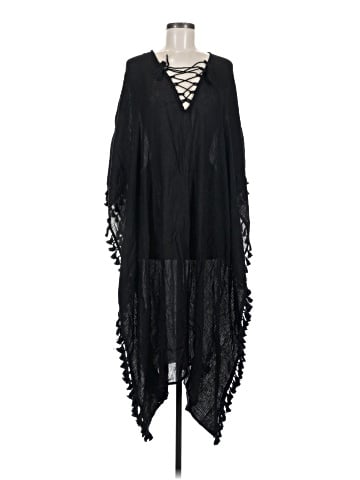 Walter Baker Poncho (view 1)