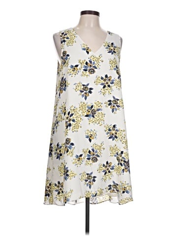 fleur bleue Casual Dress (view 1)