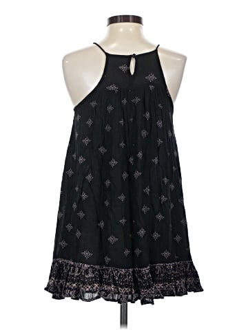Sun & Shadow Casual Dress (view 2)