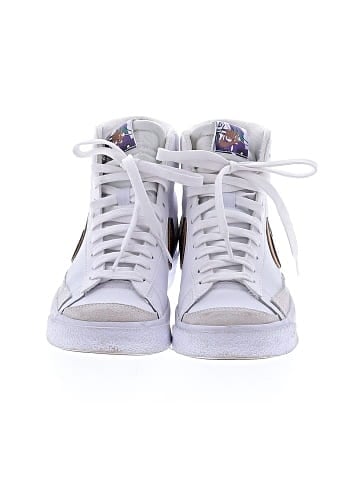 Nike Sneakers (view 2)