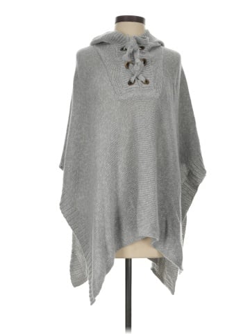 Alya Poncho (view 1)