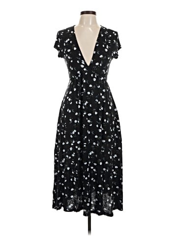 Urban Outfitters Casual Dress (view 1)