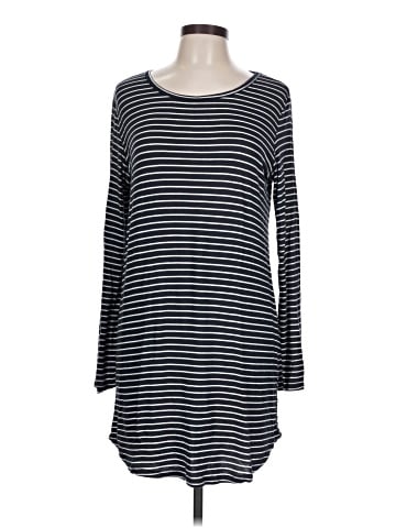 Forever 21 Casual Dress (view 1)