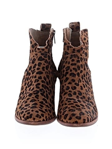 Ugg Australia Ankle Boots (view 2)