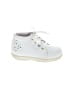 Stride Rite White Booties Size 5 1/2 (baby, wide) - photo 1