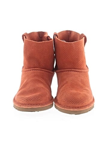 Ugg Australia Ankle Boots (view 2)