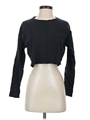 Forever 21 Long Sleeve T-Shirt (view 1)