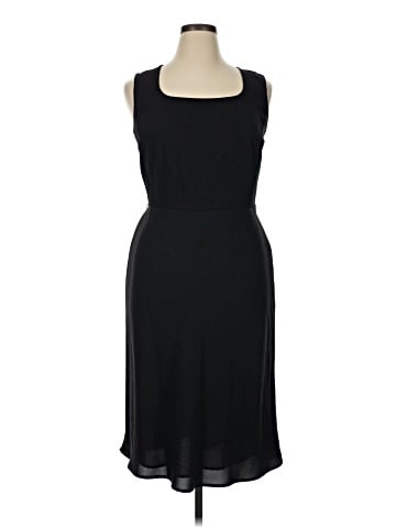Ann Taylor LOFT Cocktail Dress (view 1)