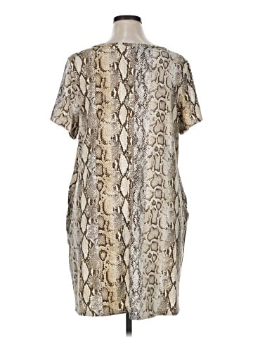 Entro Casual Dress (view 2)