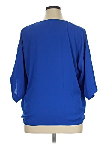 Venus 3/4 Sleeve Blouse (view 2)