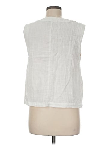 Fun2Fun Sleeveless Blouse (view 2)