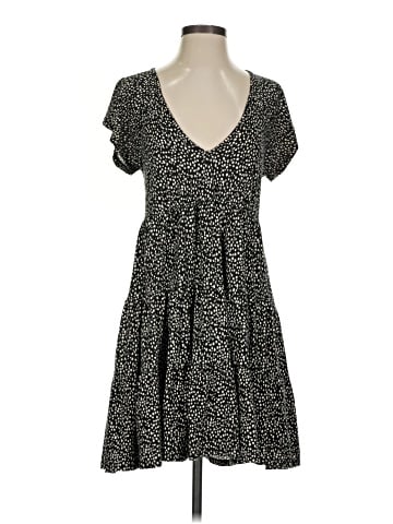 Urban Outfitters Casual Dress (view 1)
