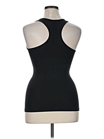 Gap Fit Sleeveless T-Shirt (view 2)