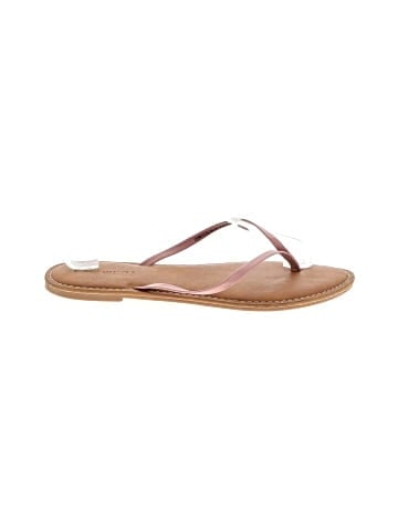 Amazon Essentials Flip Flops (view 1)