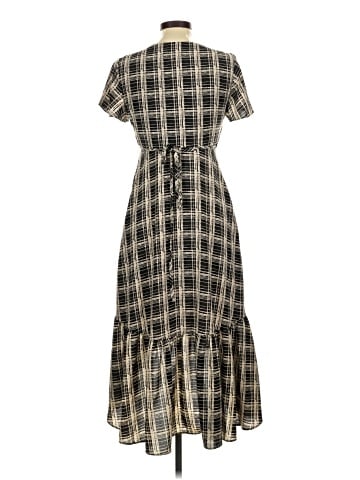 Urban Outfitters Casual Dress (view 2)