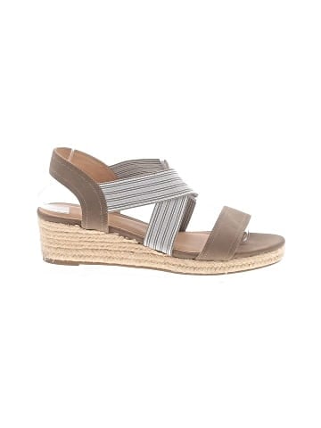 Unbranded Wedges (view 1)