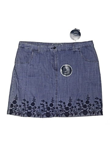 Karen Scott Skort (view 1)