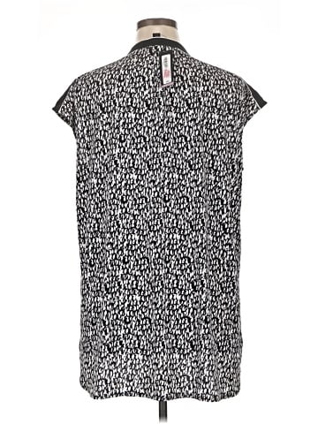 Worthington Short Sleeve Blouse (view 2)