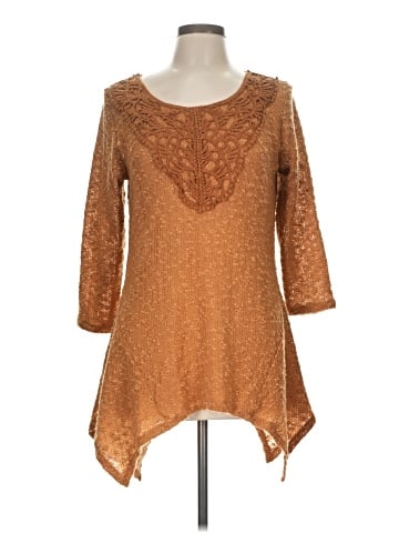 One World 3/4 Sleeve Top (view 1)
