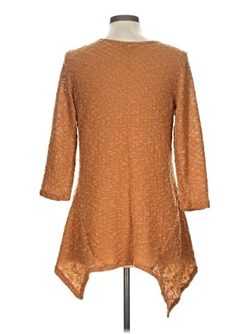 One World 3/4 Sleeve Top (view 2)