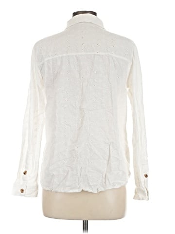 Maurices Long Sleeve Button-Down Shirt (view 2)