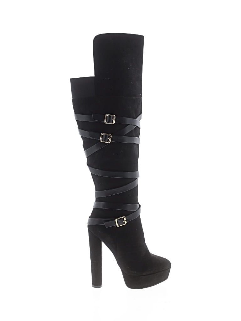 Pre-owned Shoedazzle Boots In Black