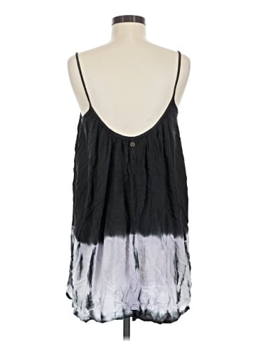 Billabong Sleeveless Blouse (view 2)