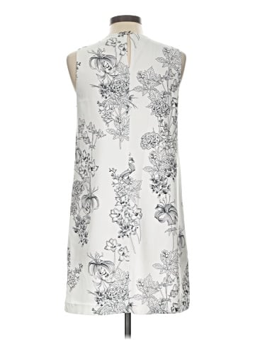 Banana Republic Factory Store Casual Dress (view 2)