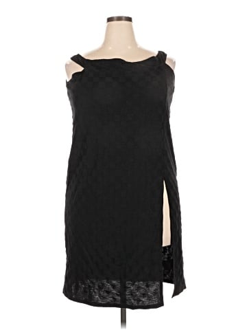 Urban Outfitters Cocktail Dress (view 1)