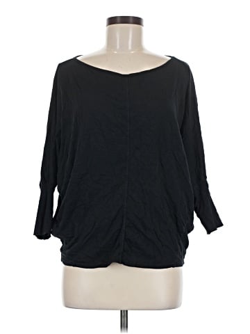 Velvet 3/4 Sleeve Top (view 1)
