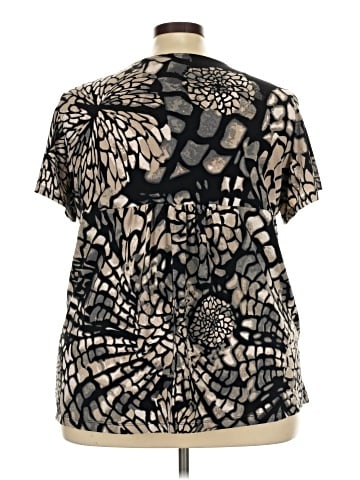 Daisy Fuentes Short Sleeve Blouse (view 2)