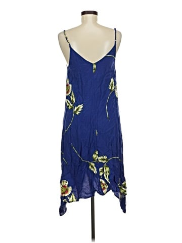 Lark & Ro Casual Dress (view 2)