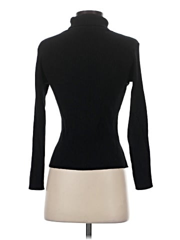 Jon & Anna Turtleneck Sweater (view 2)