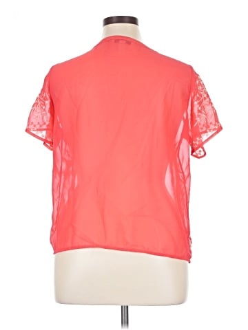 American Eagle Outfitters Short Sleeve T-Shirt (view 2)
