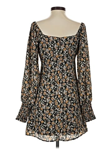 Le Lis Casual Dress (view 2)