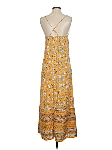 Old Navy Casual Dress (view 2)