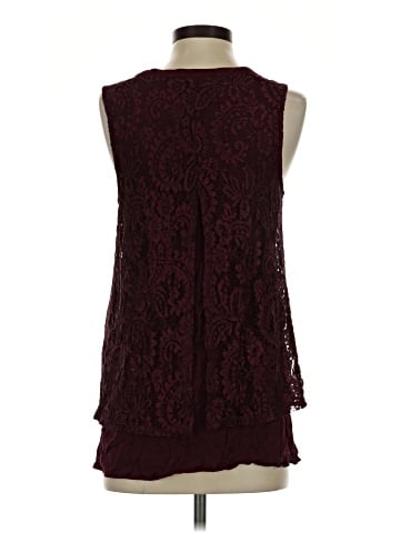 Liz Lange Maternity Sleeveless Blouse (view 2)