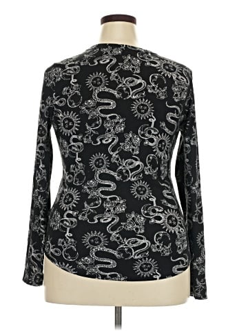 No Boundaries Long Sleeve Top (view 2)