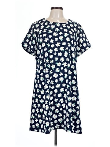 Old Navy Casual Dress (view 1)