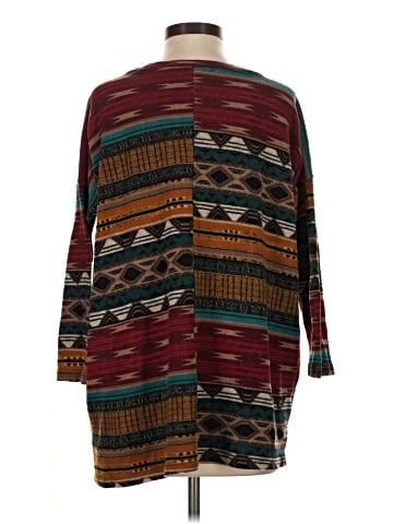 Cherish Pullover Sweater (view 2)