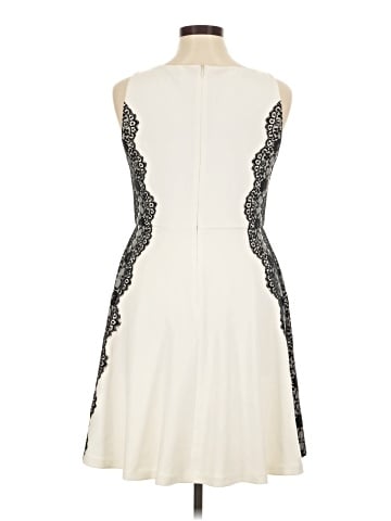 Jessica Simpson Cocktail Dress (view 2)