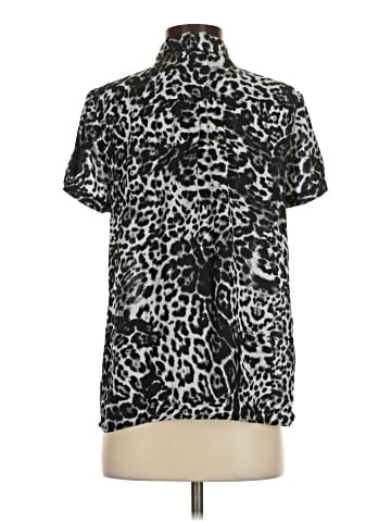 Violet & Claire Short Sleeve Blouse (view 2)